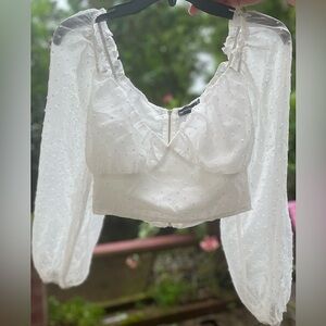 PrettyLittleThing | Cropped White Blouse | Size 4